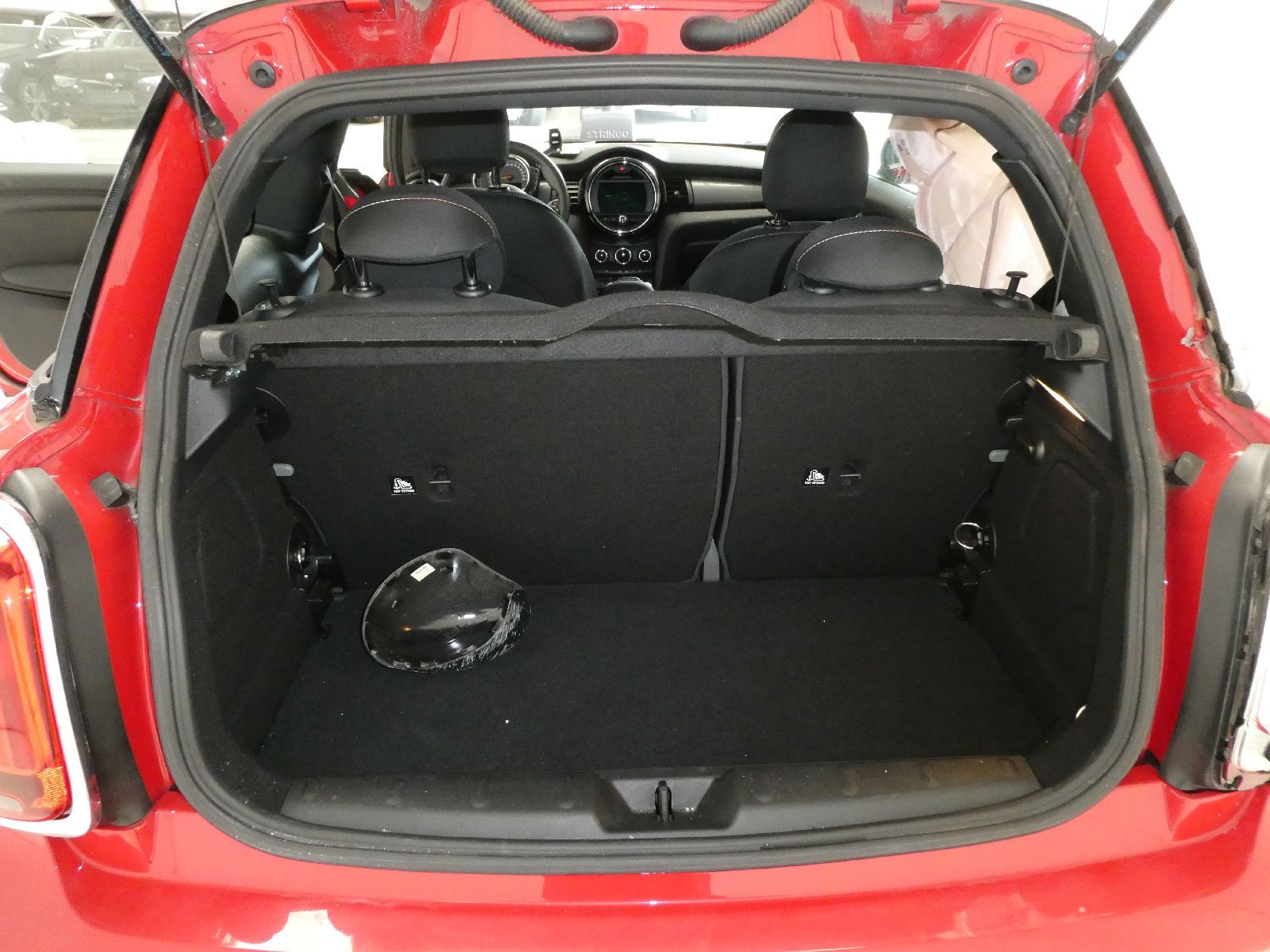 Image of te car